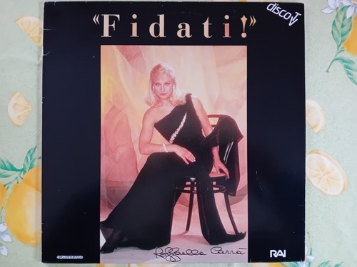 Raffaella carra fidati - carra', fidati!